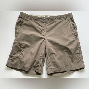 L.L. Bean Cargo Hiking Lightweight Shorts Women’s Size 12 Tan/Brown